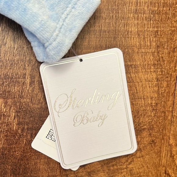 Nwt sterling baby “hello, I’m new here” footsie one piece newborn… - Picture 3 of 6